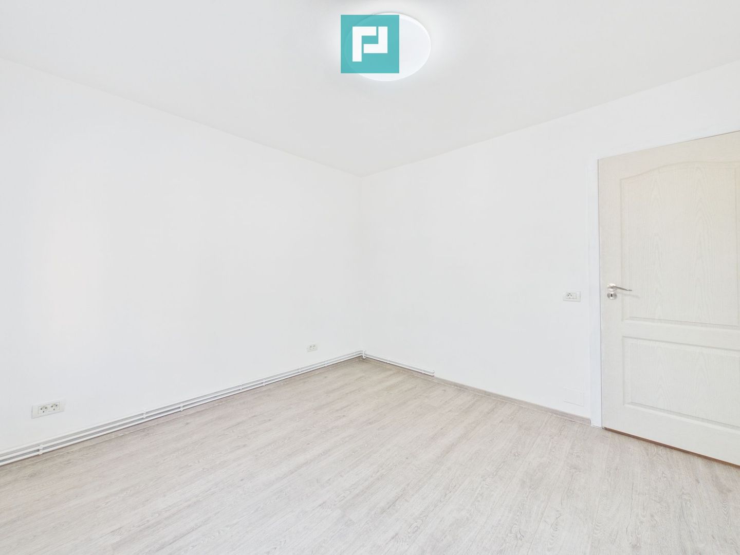 Apartament cu 3 camere de închiriat, Podgoria Arad - Poză 22
