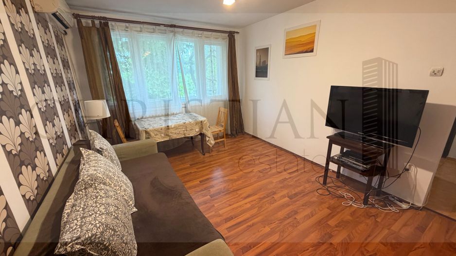 Apartament 4 camere 87 mp - Imobil 1965 - Etaj 1/4 - Poză 2