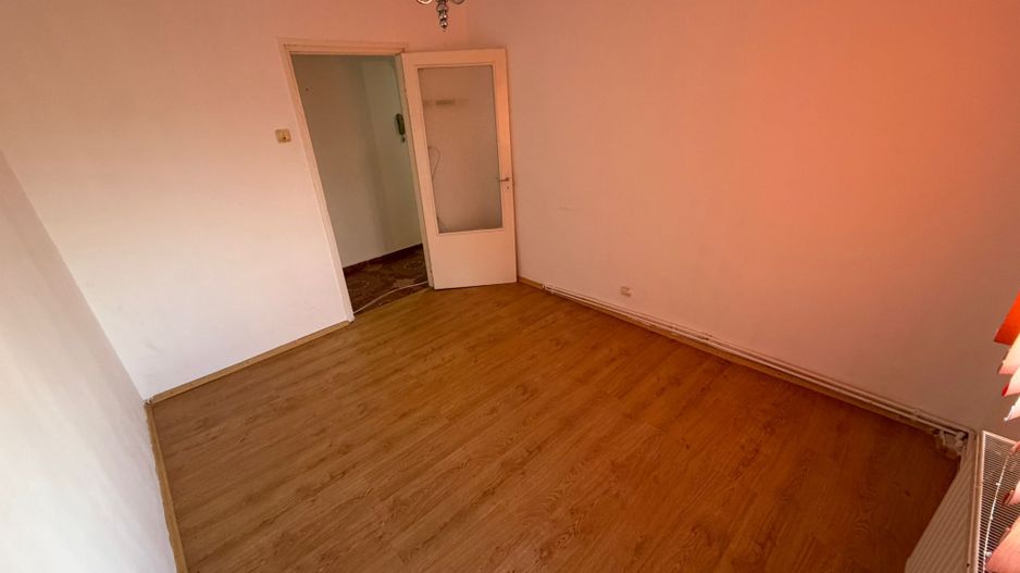 Apartament 3 camere , Paraului, zona Astra. - Poză 5