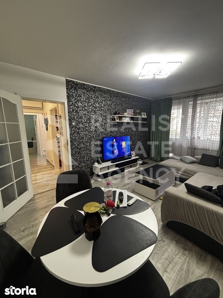 Vânzare, apartament 3 camere, zona Drumul Taberei - Poză 1