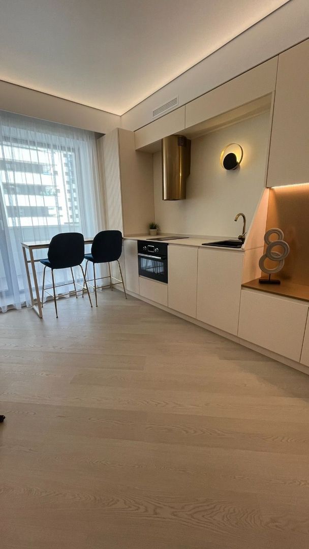 Apartament de inchiriat | Parcare  inclusa| Cortina North - Poză 5