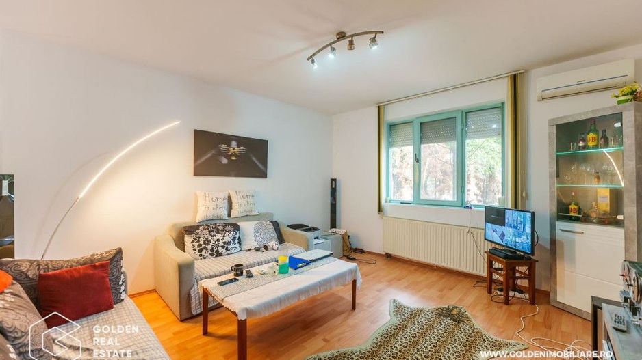 Oportunitate de investiție, vila pretabila pentru  afacere de familie - Poză 28