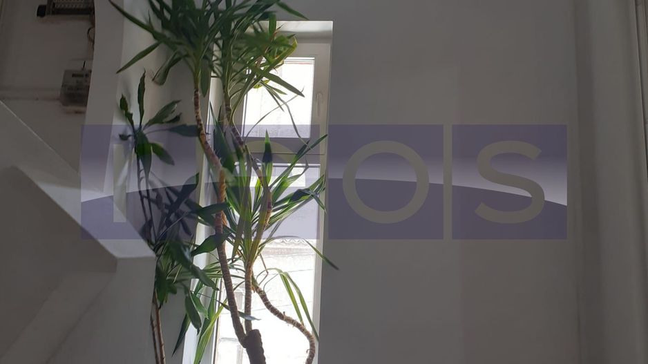 VÂNZARE CASA 8 CAMERE ZONA UIRII - Poză 6