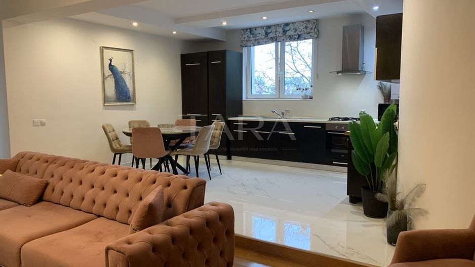 Vanzaare apartament ultrafinisat  fost zona complex Diana - Poză 2