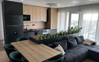 Apartament 3 camere zona Parcul Carol