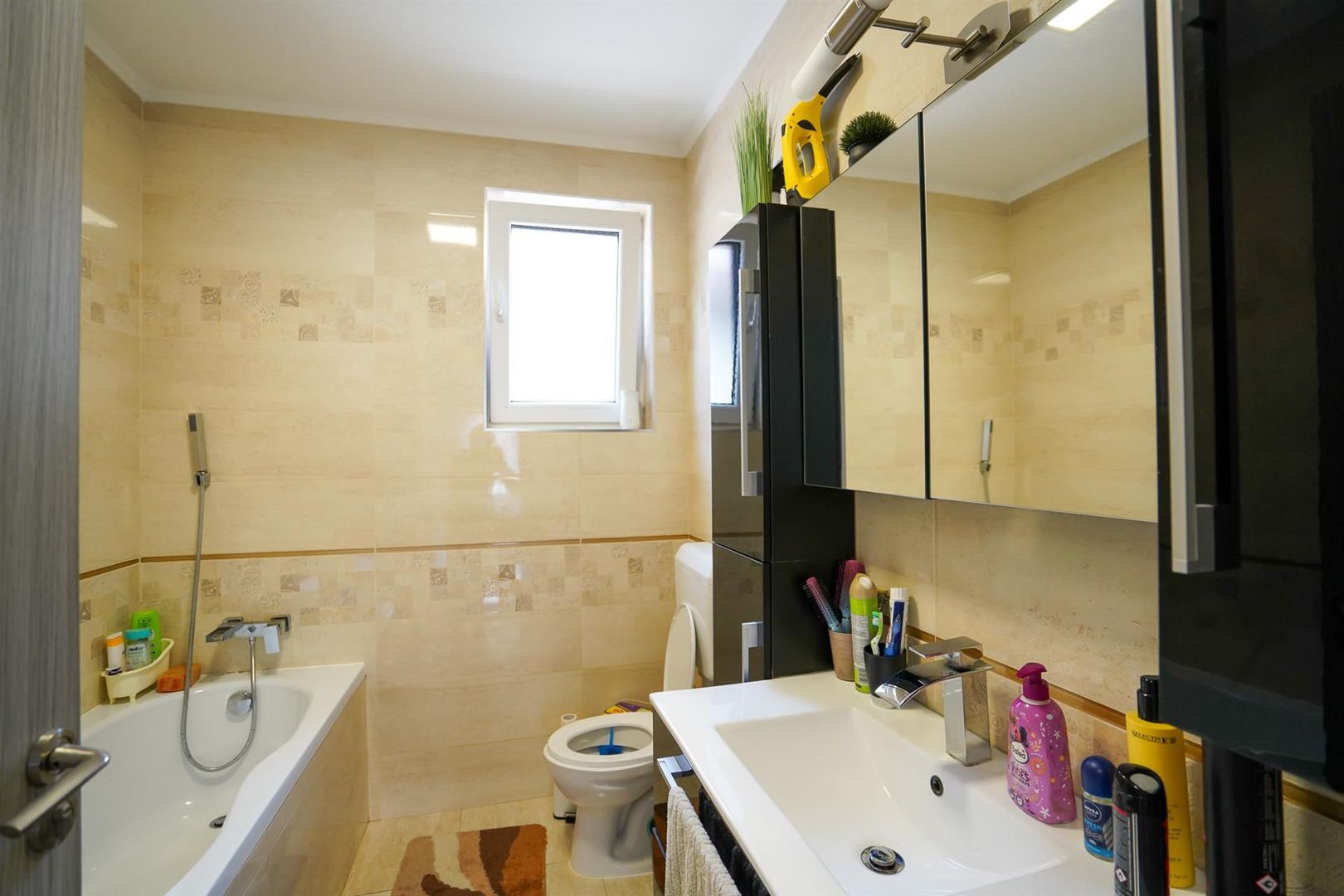 Casa la cheie la intrare in Santandrei - Poză 16