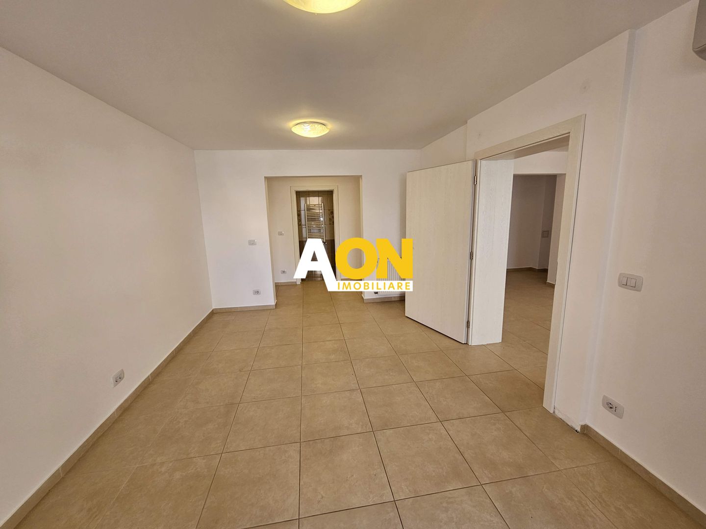 Spatiu comercial, 46 mp utili, zona Ampoi 1, langa Penny Market - Poză 2