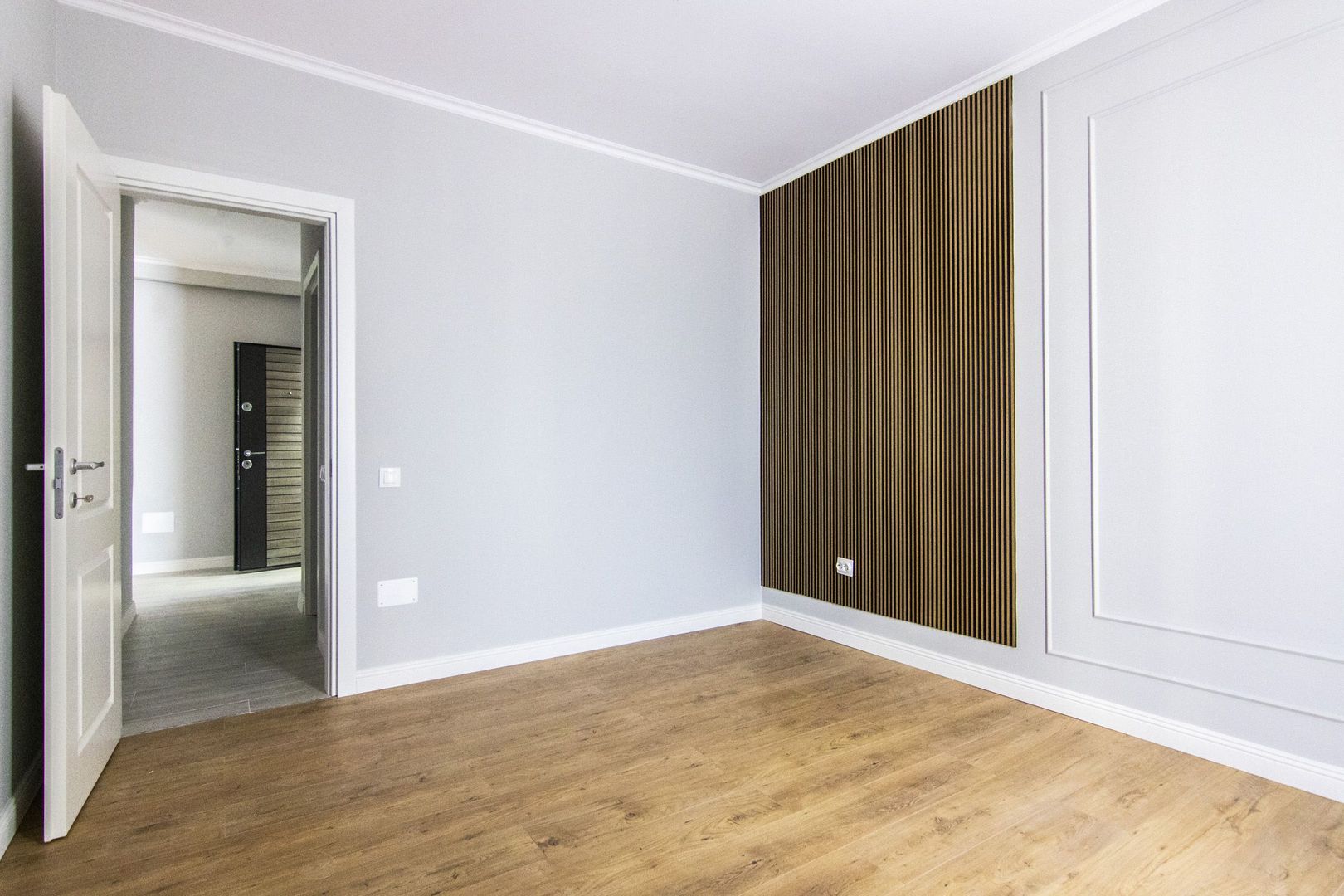 Apartament Spatios | 3 Camere | 2 Bai | 2 Balcoane | la 5 min de Metrou Pacii - Poză 13