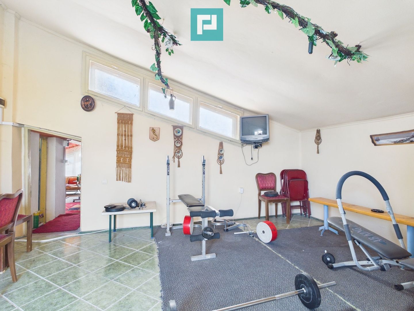 Proprietate multifuncțională centrală 1000 mp - Poză 13