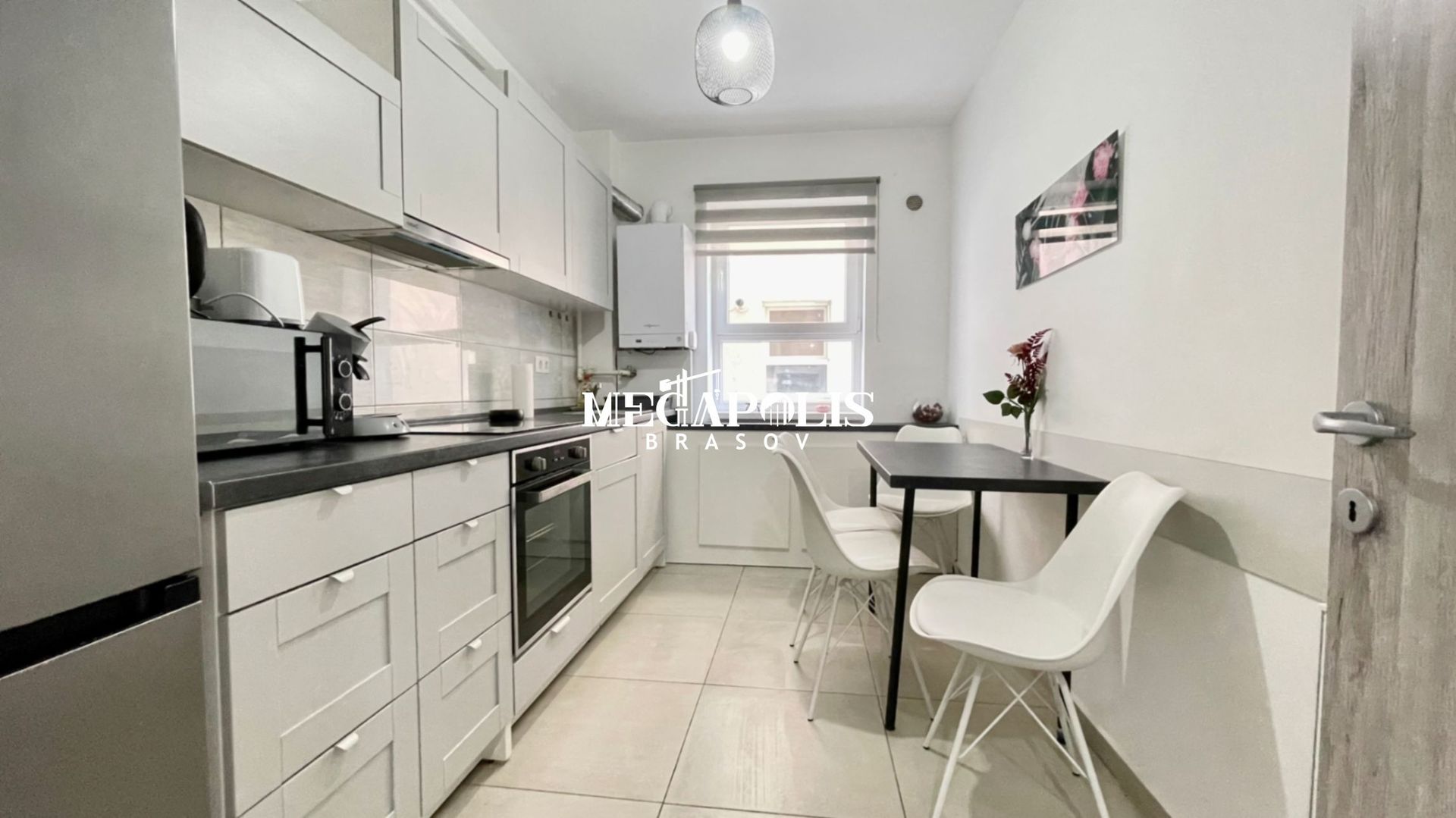 Apartament 3 camere | Două băi | Loc de parcare inclus - Poză 1