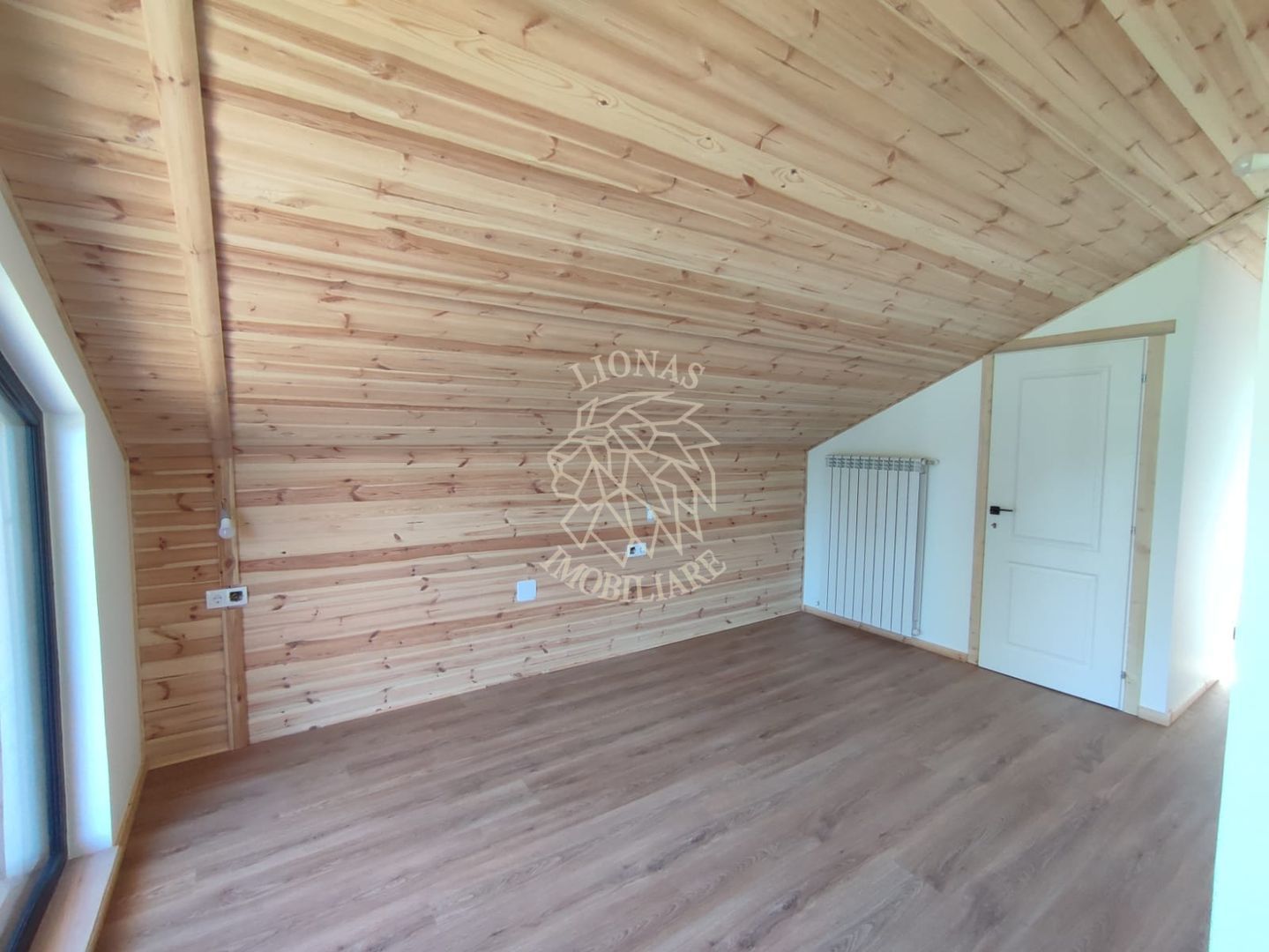 Cabana Noua 3 camere cu acces la Lac-teren 300 mp-terasa-Colibita - Poză 5