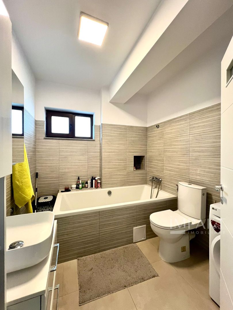 Apartament modern cu 3 camere in Buna Ziua - Poză 4