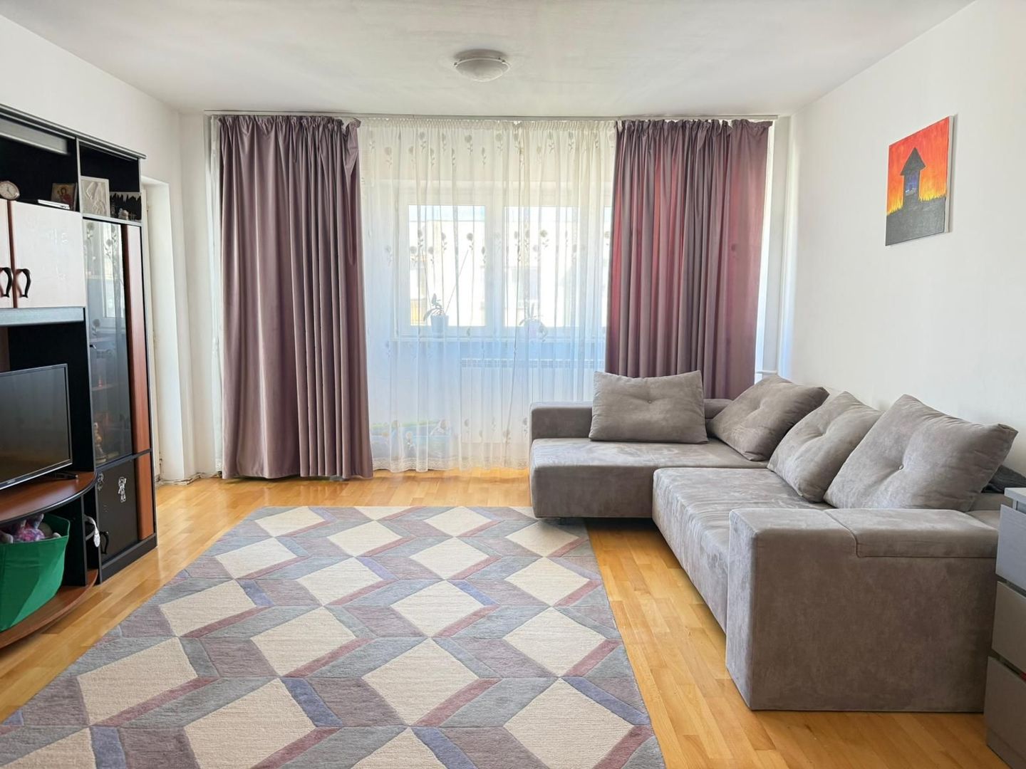 3 CAMERE DECOMANDAT | NERVA TRAIAN | METROU 400 M - Poză 1