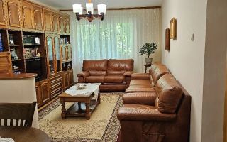 4 Camere | 2 Bai | Debara | Loc de parcare | Etaj intermediar | - Poză 1