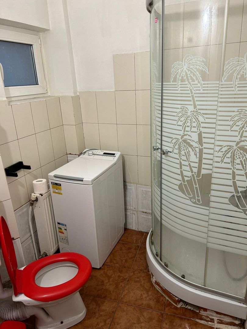 Garsoniera de inchiriat in zona Universitate, ultracentral, cu centrala proprie - Poză 3