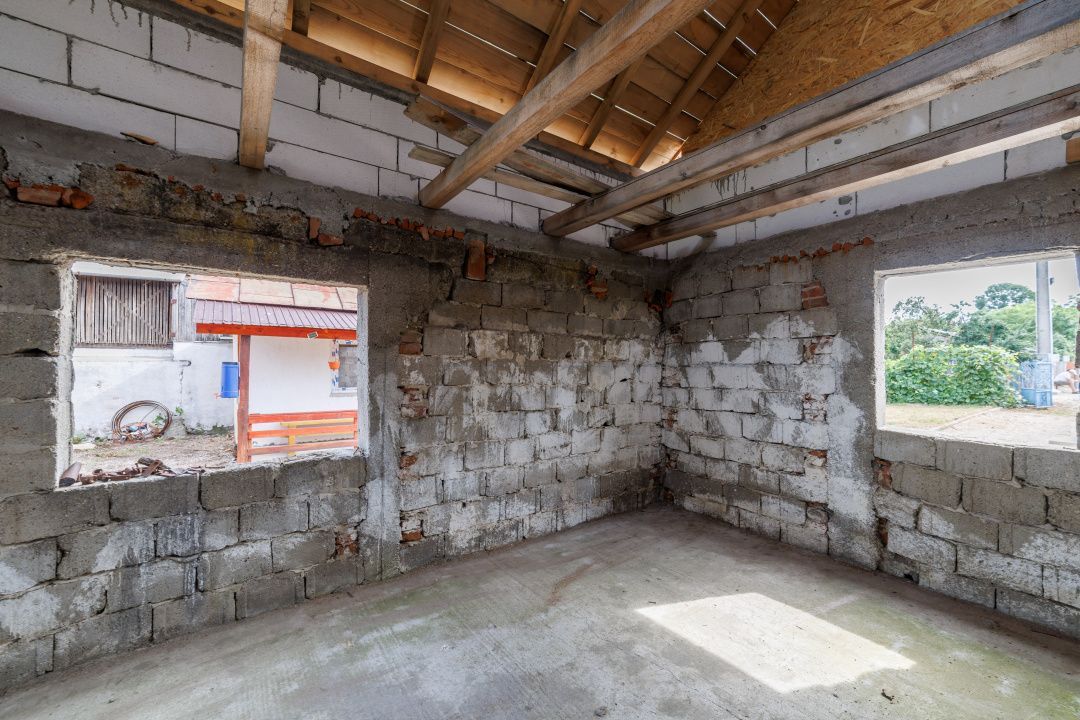 Casa+teren 2.140 mp de vanzare – Ciesti, Lunca Corbului– la doar 30 km Pitesti - Poză 8