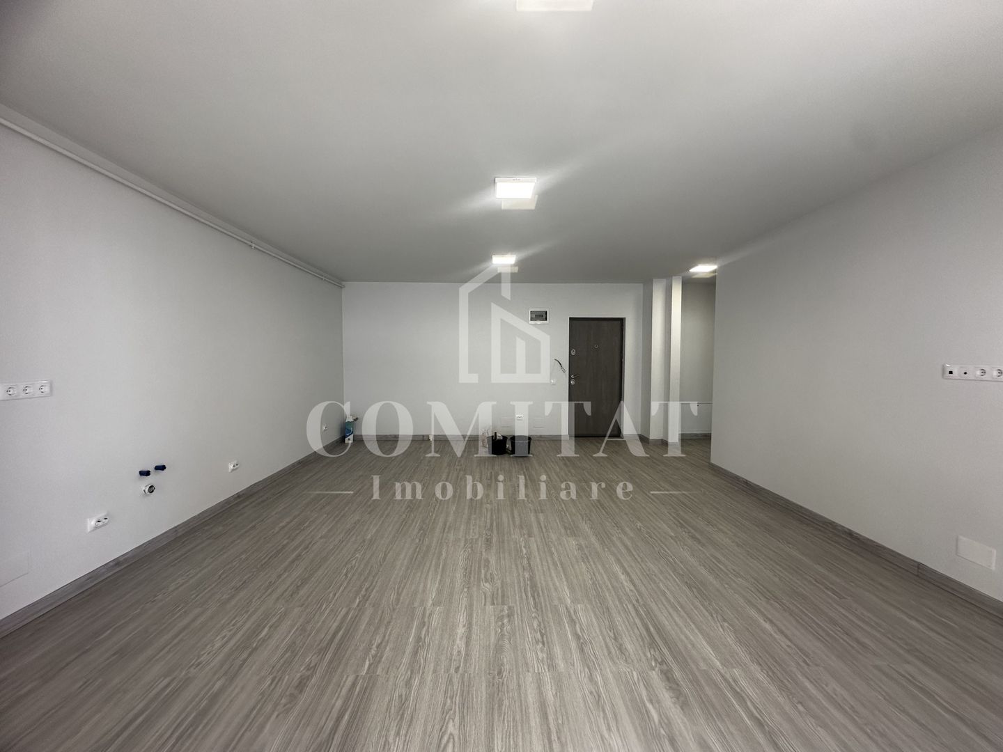 Apartament finisat | Etaj intermediar | Eroilor - Floresti - Poză 1