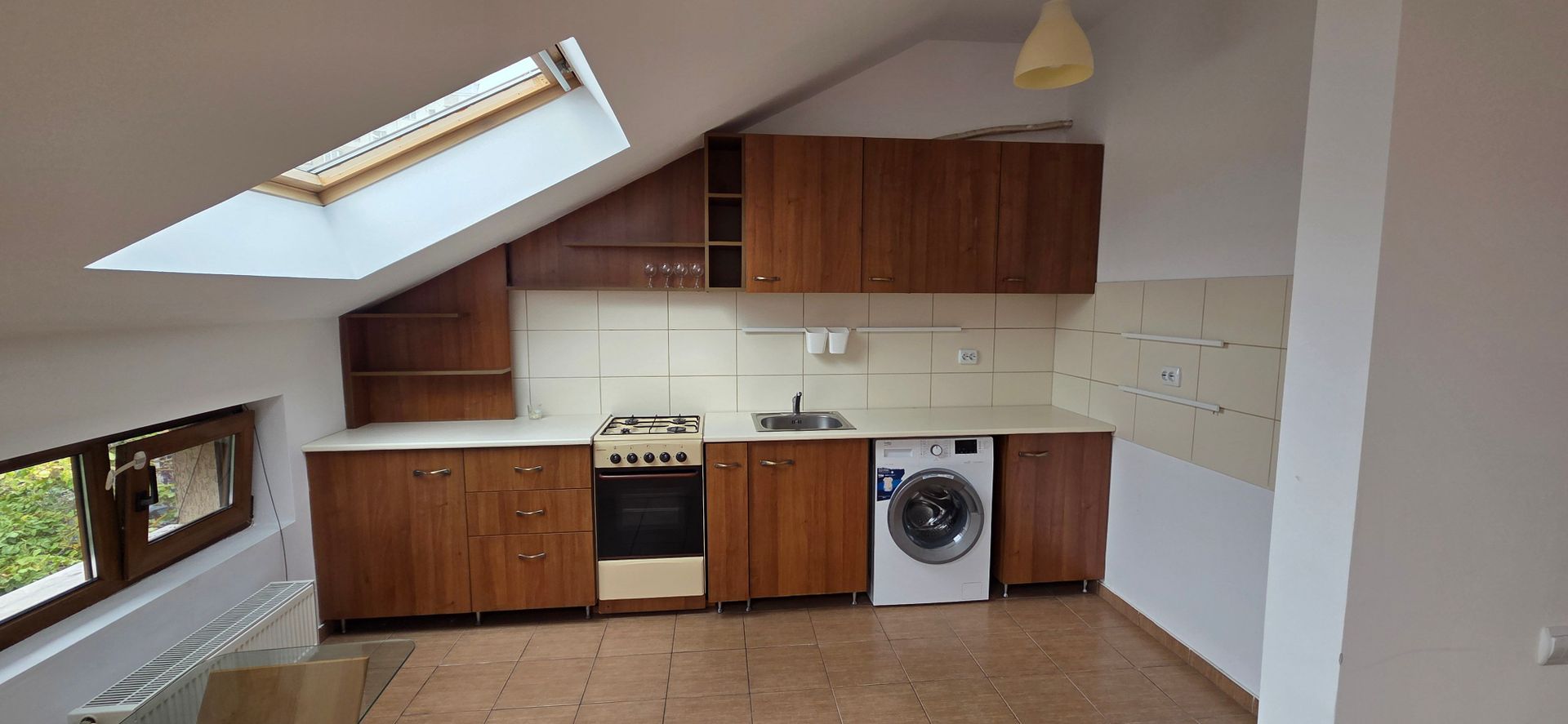 Apartament 3 camere 83mp utili Bucurestii Noi / 800m metrou Laminorului - Poză 2