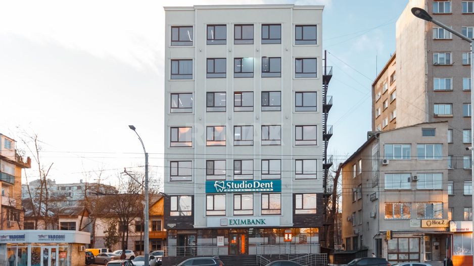 Spațiul comercial/ oficiu  spre chirie - Poză 7