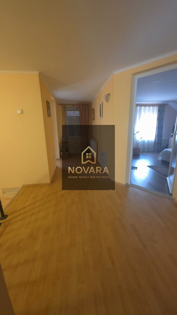 Casa langa Blue Sky cu panouri solare, garaj si terasa mare - Poză 12