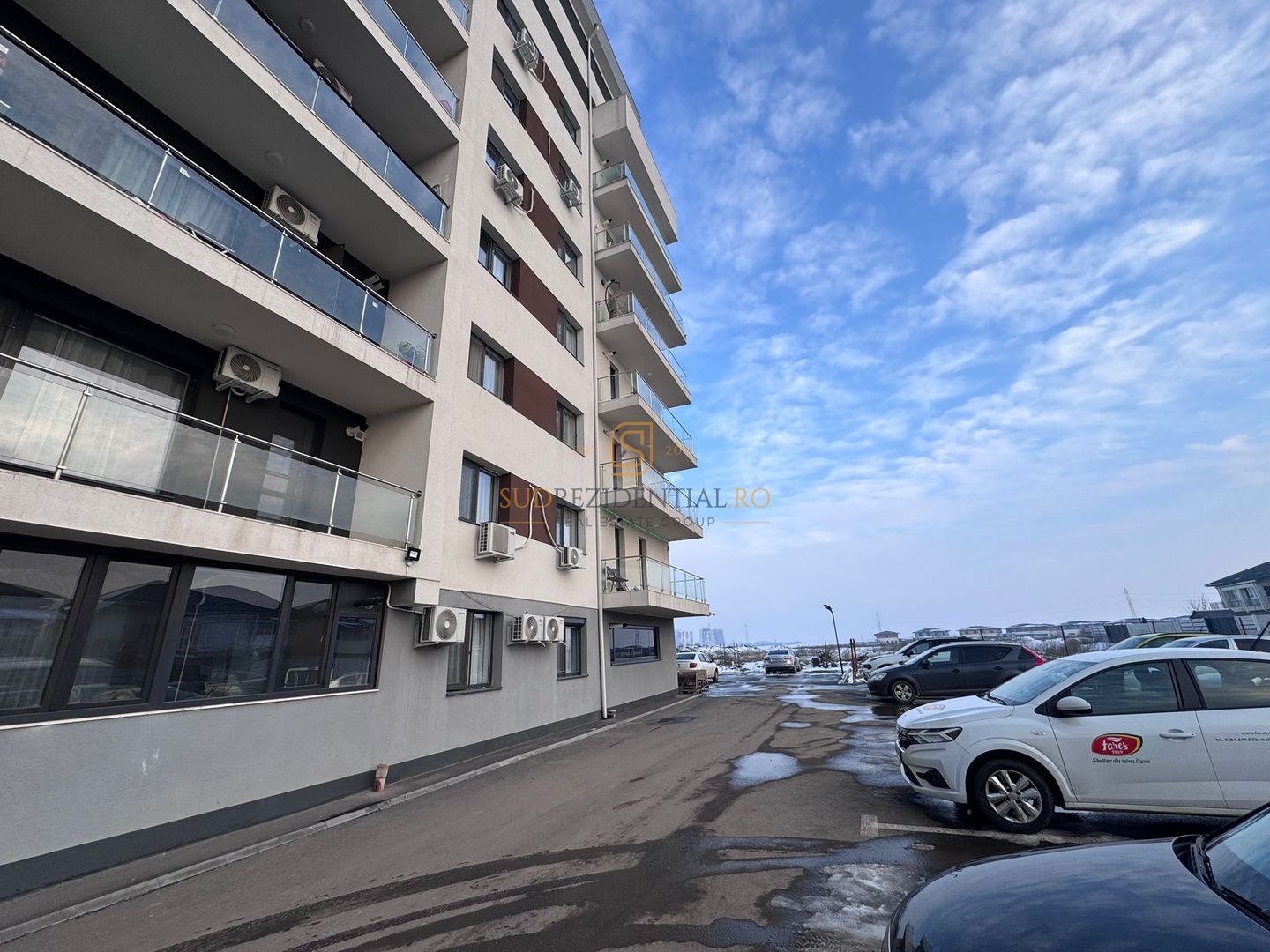 Apartament 2 camere, 55 mp, parcare inclusa, mobilat modern, Sector 4 - Poză 26