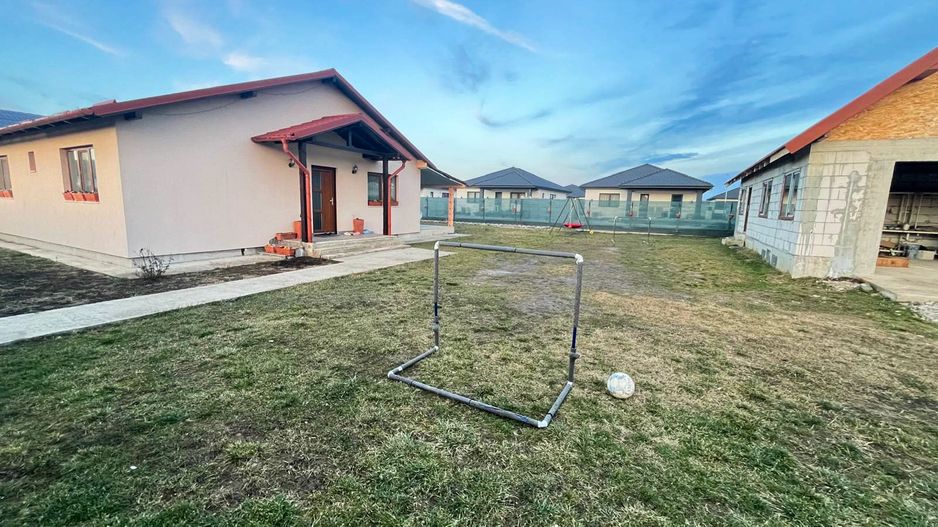 Casa Osorhei teren 800 mp comision 0 preț 199000 € - Poză 2