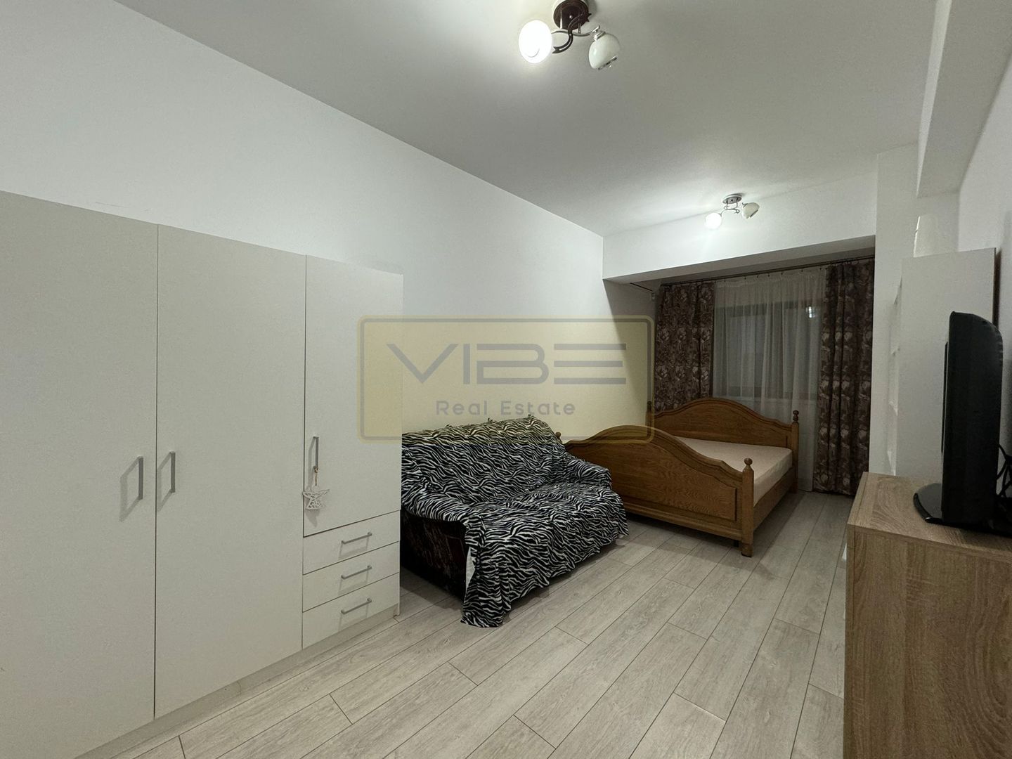Apartament 1 camera decomandat Newton Nicolina - Poză 6