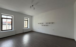 Spatiu generos D+P+1 - 414mp - pozitionare centrala - Green House - Poză 4