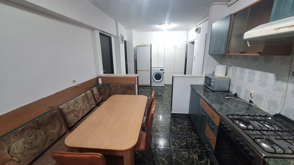 Apartament de inchiriat In zona Cetate  Alba Iulia - Poză 3