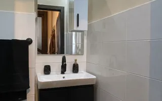 Proprietate Exclusivistă | Apartament la Casă | Ultracentral | Oradea - Poză 13