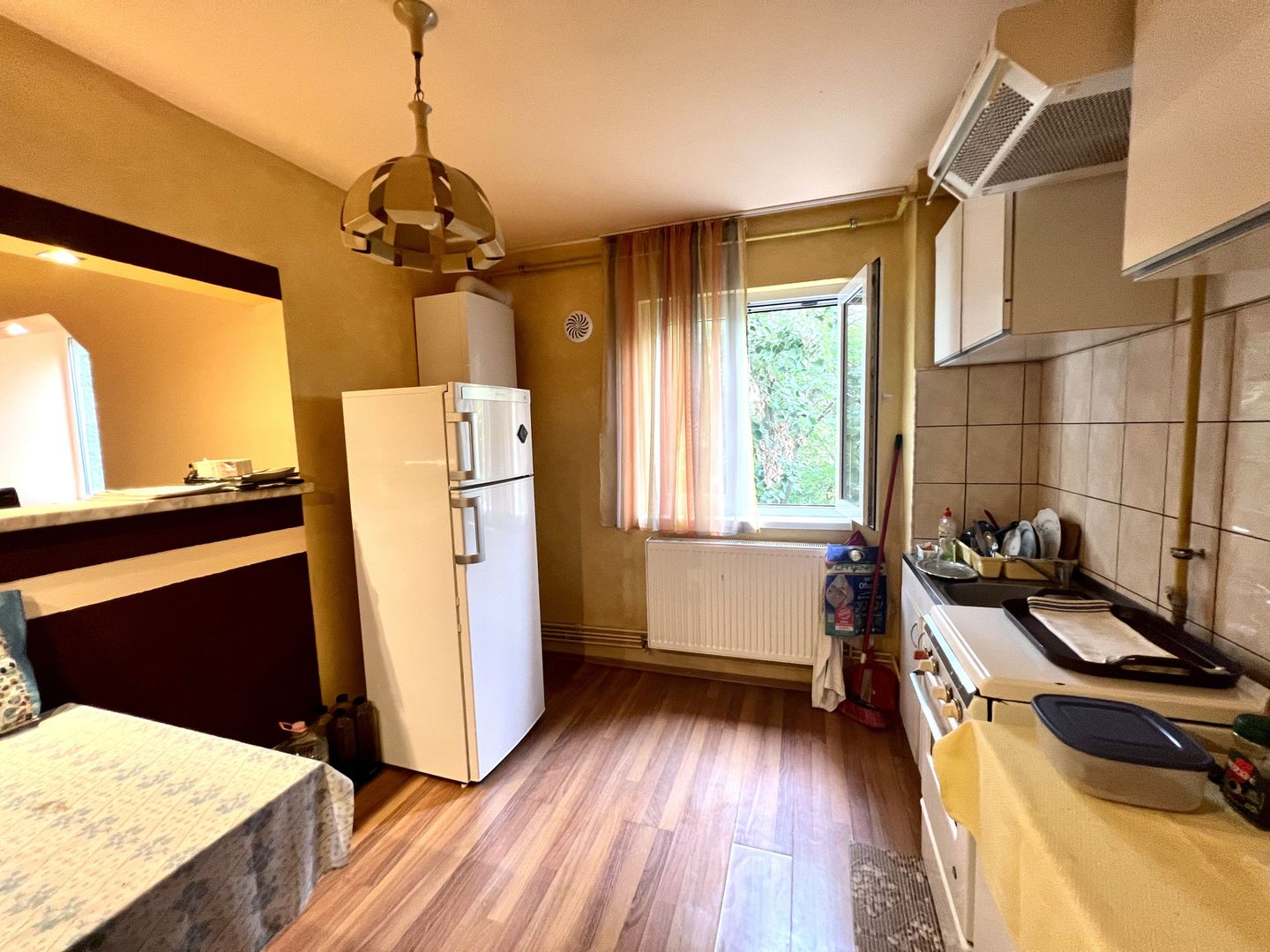 APARTAMENT 3 CAMERE- ZONA CIRCUMVALATIUNII - Poză 5