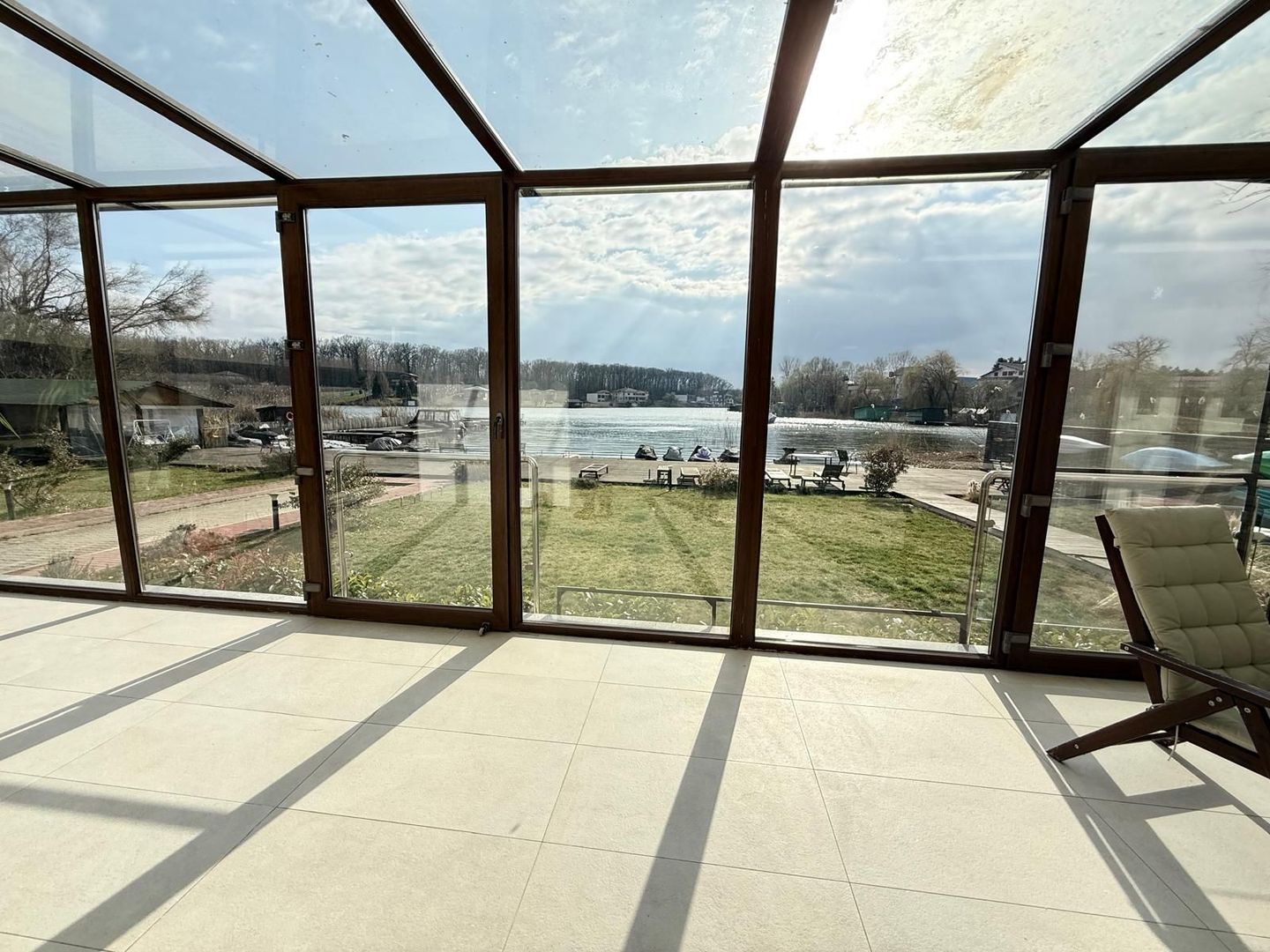 Apartament 3 camere pe malul lacului Snagov - Poză 3