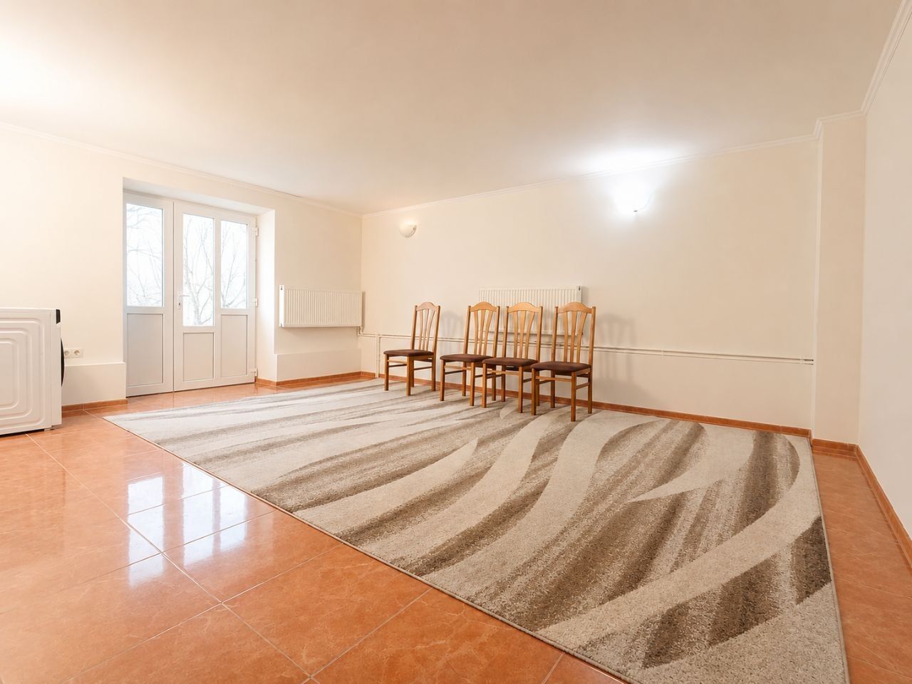 Casă 210 m² cu 5 dormitoare și teren 10 ari – Euroreparație | Drochia, str. Grigore Ureche - Poză 27