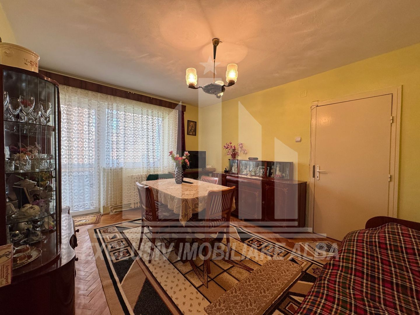 Apartament 2 camere | 52 mp | Balcon inchis | Cetate - Poză 2