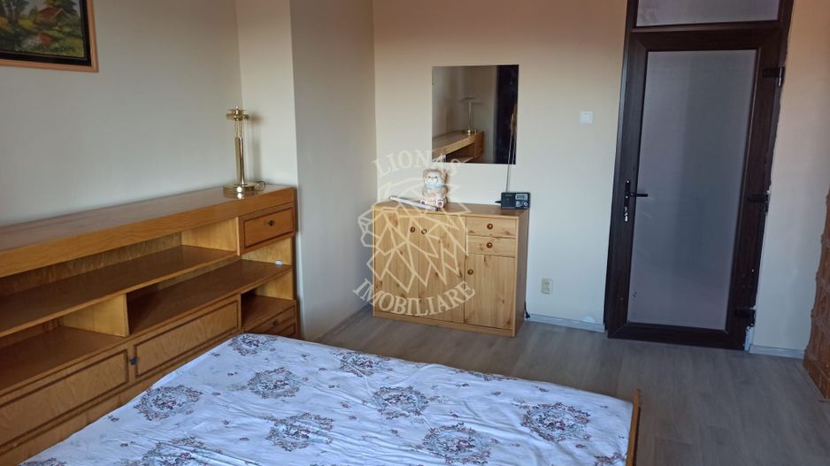 Apartament 3 camere 82 mp-balcon-2 bai-etaj 3-parcare-Central - Poză 1