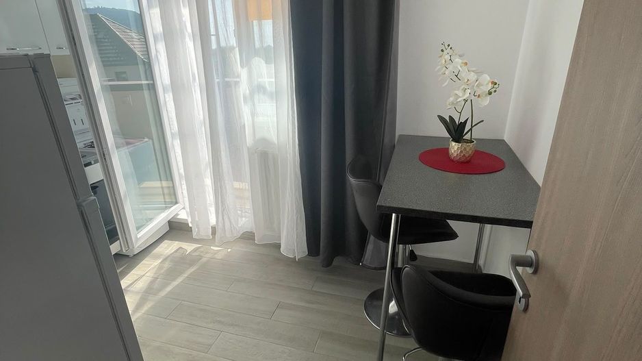 Apartament 2 camere decomandat | Terasă generoasă 38 mp | Parcare inclusă - Poză 5