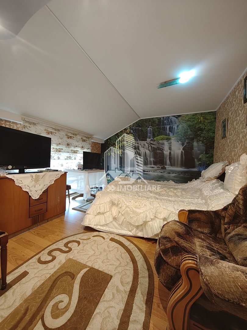 Casa 5 camere cu teren 942 mp Agigea - Poză 12