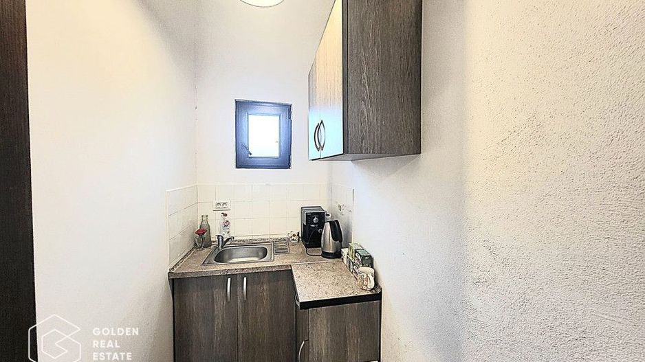 Apartament pretabil pentru birouri sau locuinta de familie - Poză 5