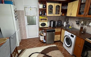 Apartament 3 camere | Centrala Proprie | Mobilat si Utilat - Poză 2