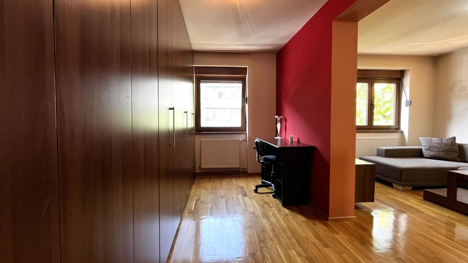 Apartament 4 camere + garaj | Etaj 1 | Zona Centrală – Medicină - Poză 7