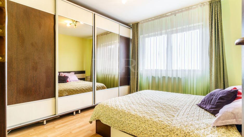 Apartament 2 camere, mobilat utilat complet, parcare inclusă. - Poză 5