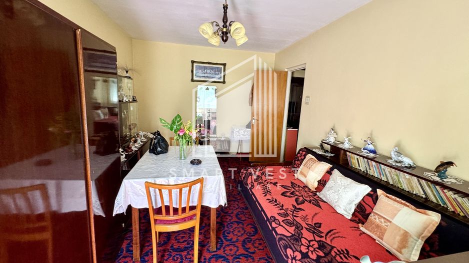 Apartament luminos, bine întreținut cu 3 camere, Carpați 1 - Poză 2