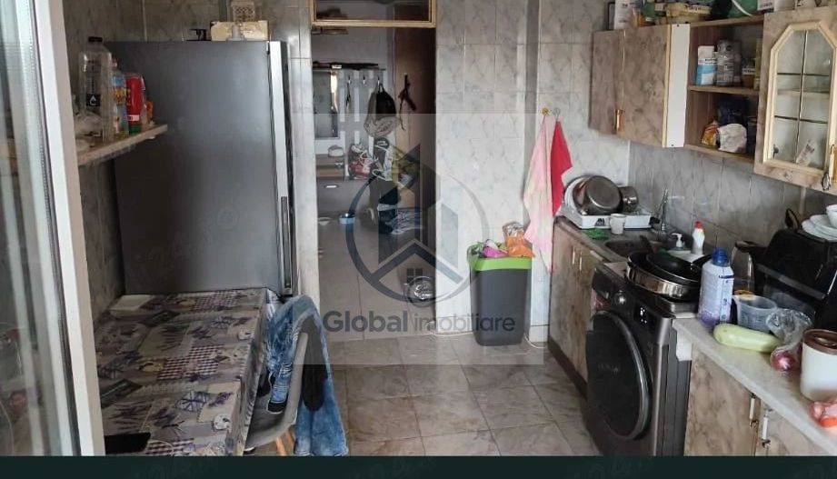 Vând apartament 4 camere zona Crangasi - Poză 5