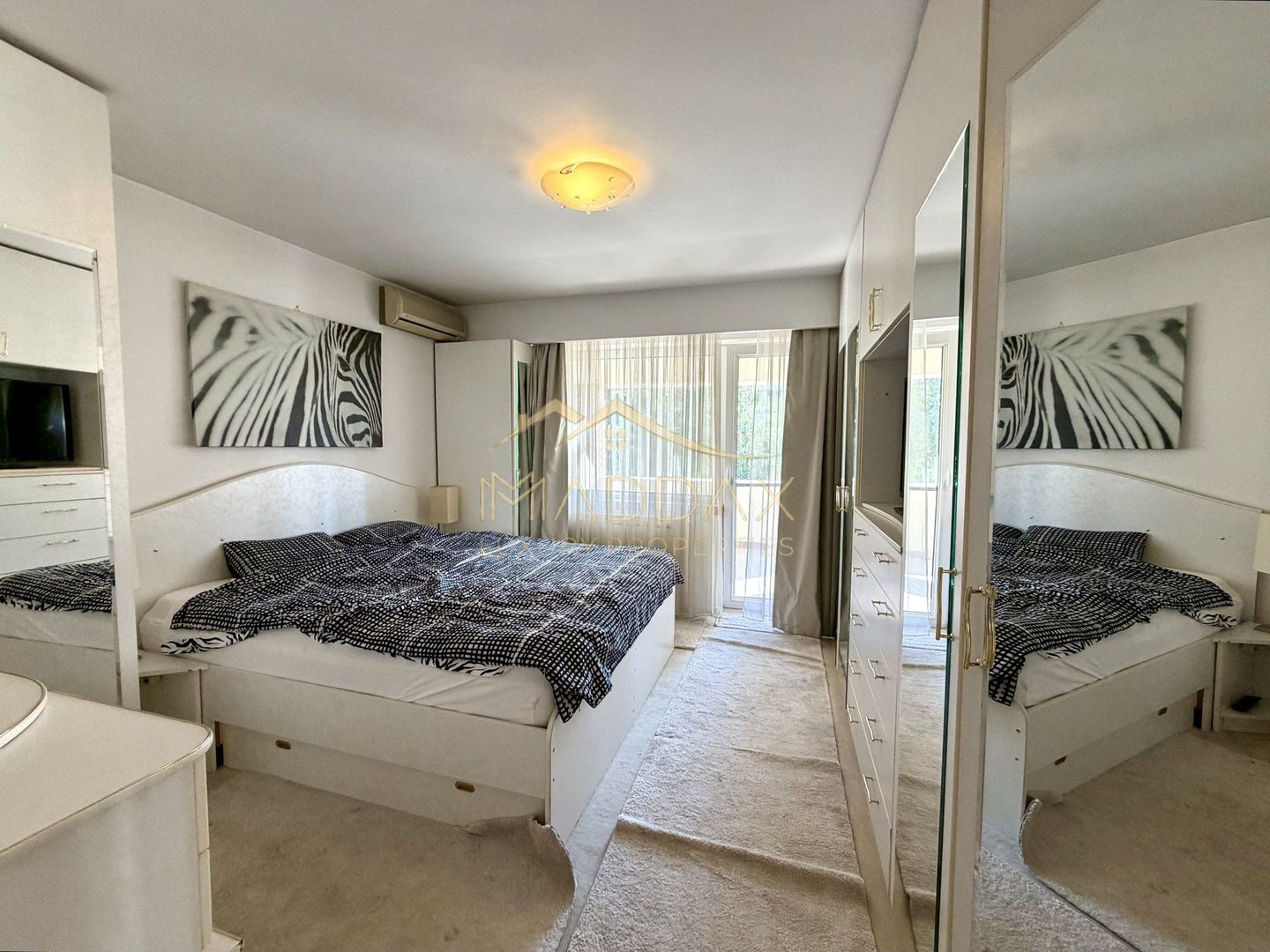 Vila cu 6 camere *485 mpc // *1.670mp teren* // 8 locuri parcare // Sisești - Poză 32