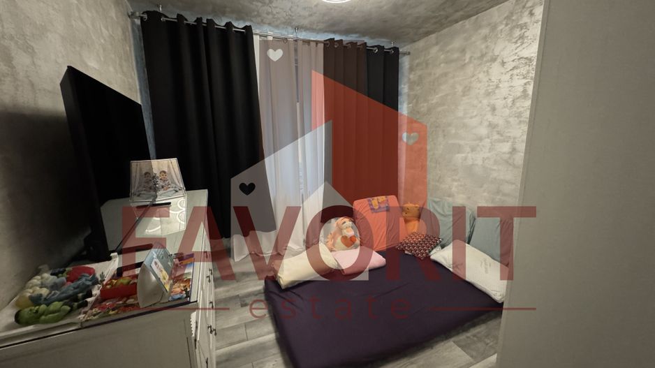 Etaj intermediar. Pozitie excelenta. Boxa in CF - Poză 11