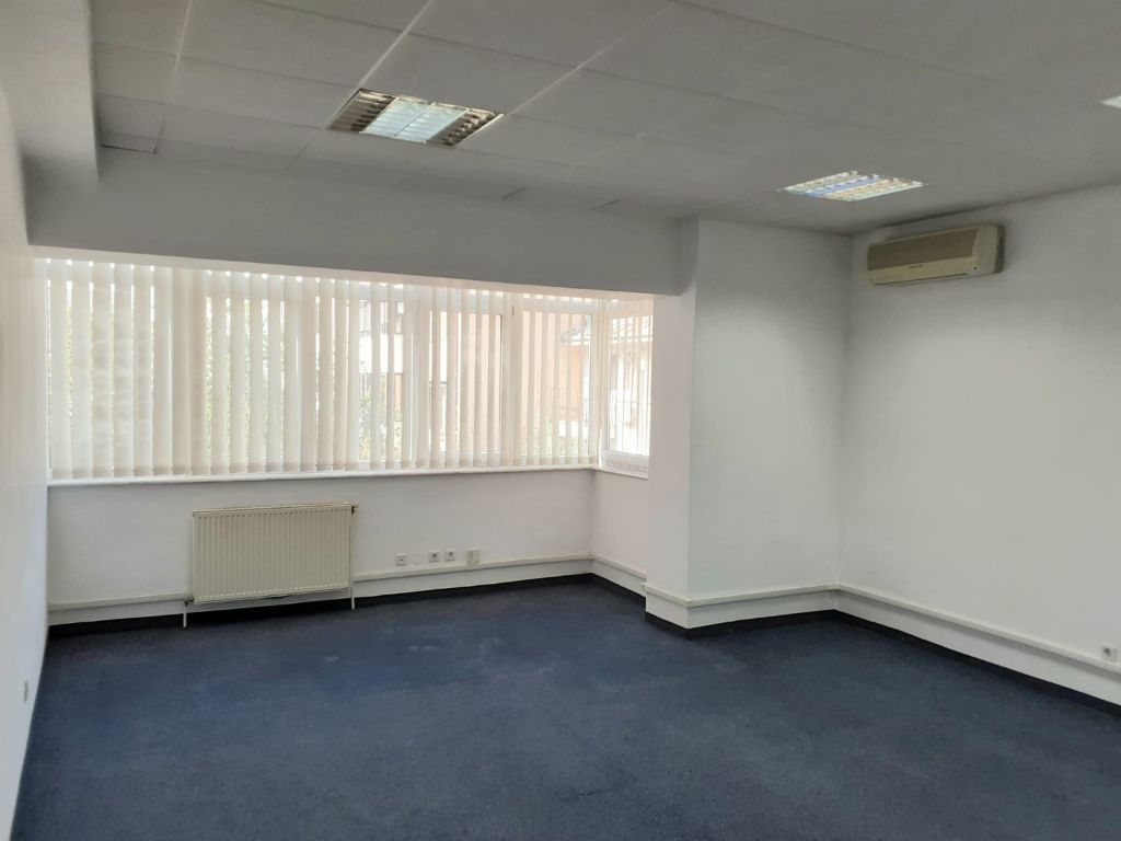 Spatiu birouri de inchiriat | Acces facil DN1 si Aeroportul H.Coanda - Poză 13