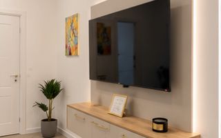 Lunca Cetatuii-Capat Cug/ Visoianu- Modern- Nou - Poză 2