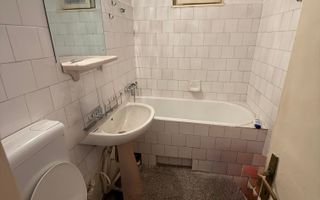 Apartament cu 2 camere de vânzare în Gherla - Poză 6