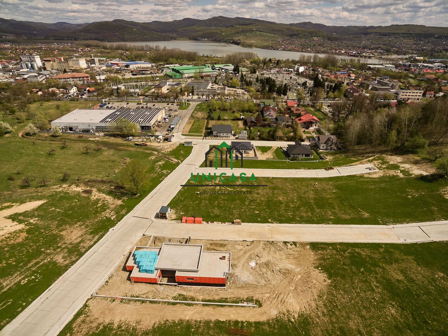 Teren intravilan - Calea Lui Traian - Zona Cetatuia - Poză 3