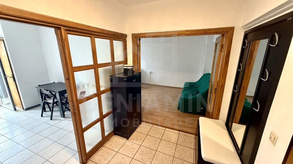 3 decomandate - 2 bai - 84mp - centrala termica - Centru - KFC - Poză 7